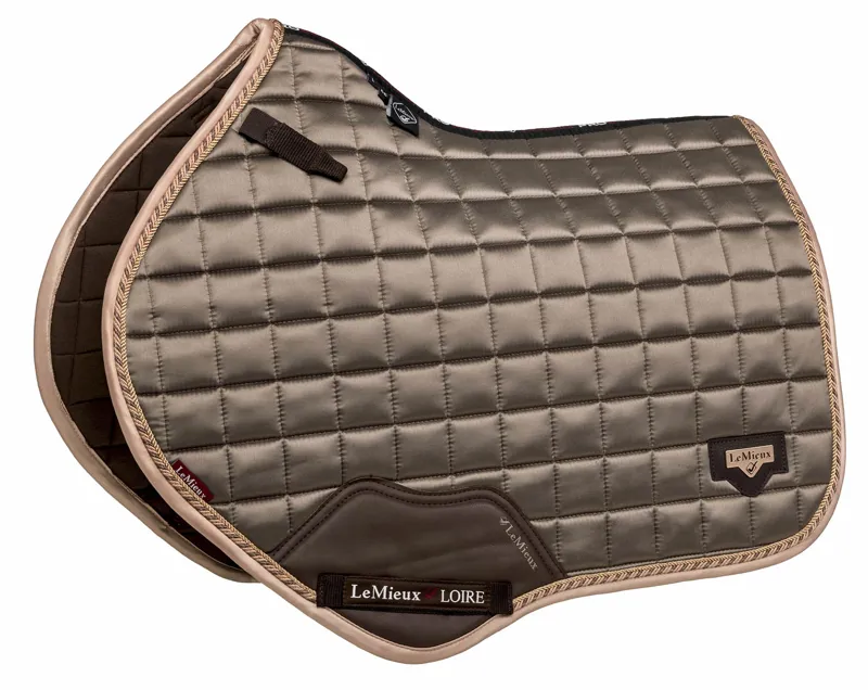 LeMieux Loire Classic Close Contact Square in Truffle